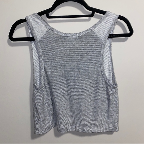 Urban Outfitters medium gray cropped tank - Picture 2 of 3